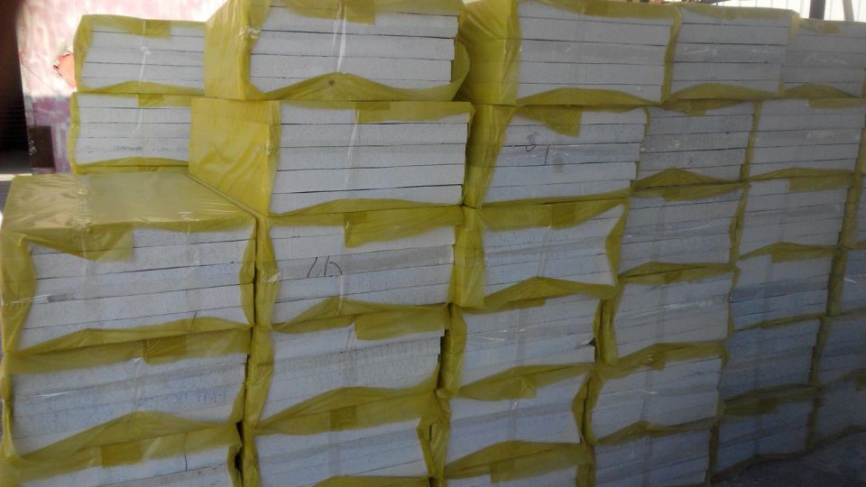 硅質改性聚苯板