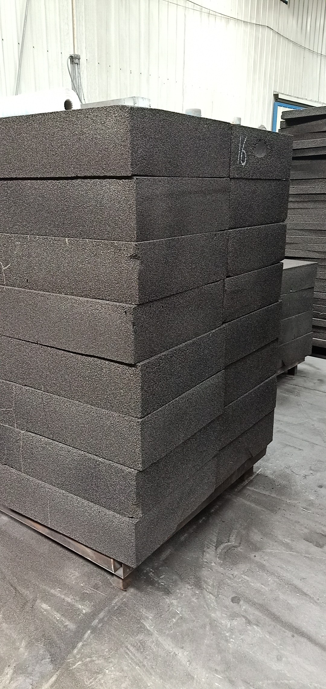 泡沫玻璃保溫板